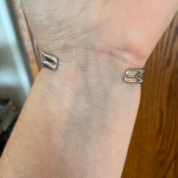 Navajo Native American Kingman Turquoise Cuff - Picture 9 of 9